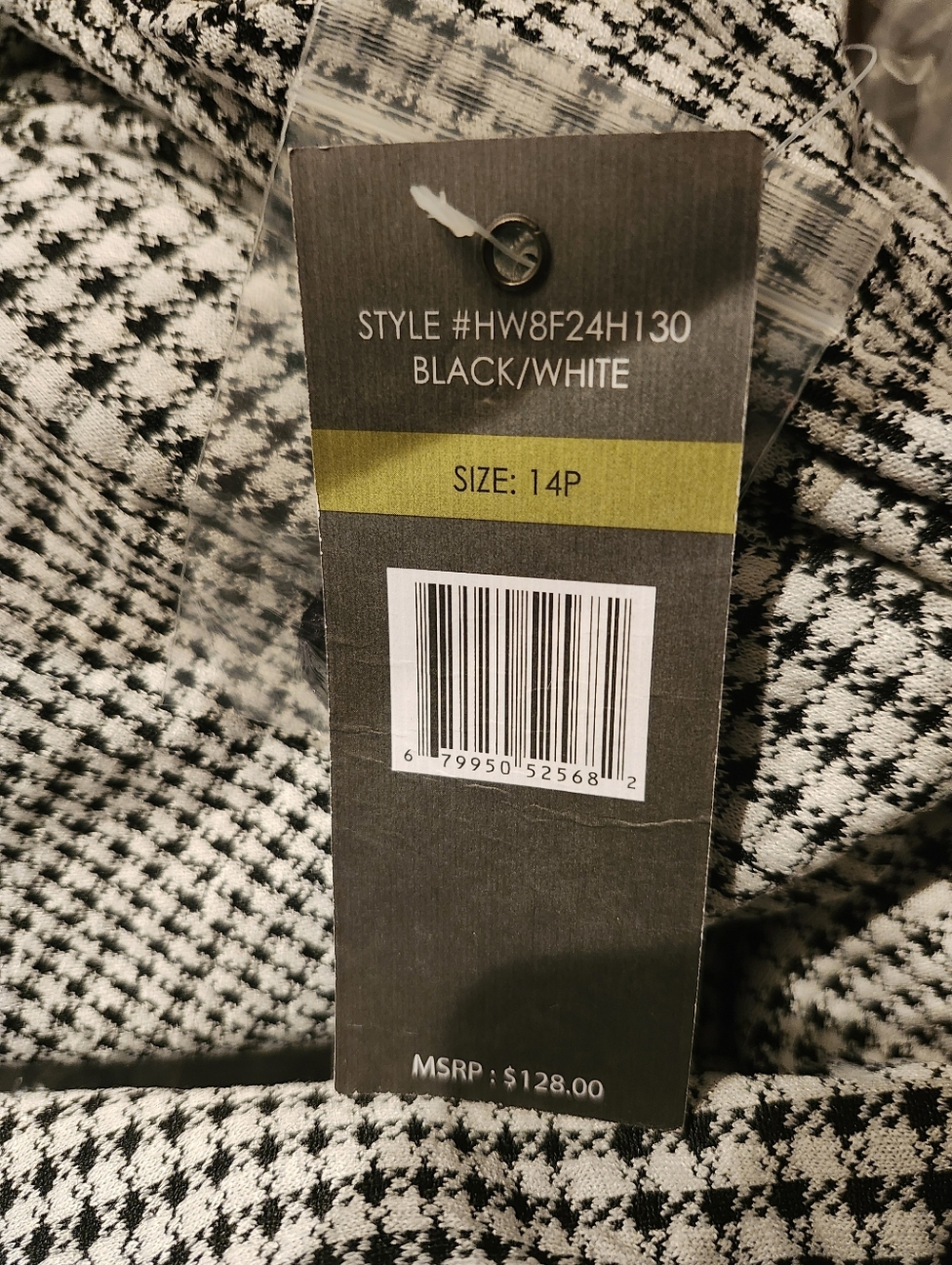 Women's Petite Houndstooth Sheath Dress in Black and White Size 14P - Picture 3 of 3